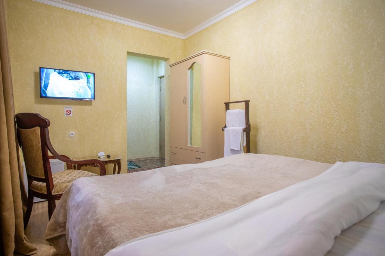Hotel Vladi Kutaisi Exteriér fotografie