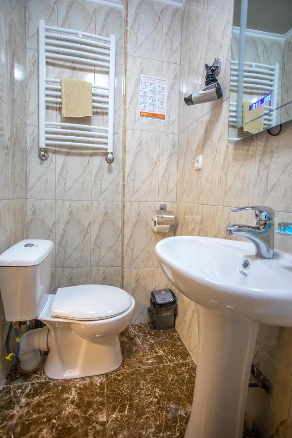 Hotel Vladi Kutaisi Exteriér fotografie