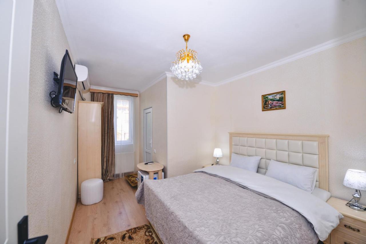 Hotel Vladi Kutaisi Exteriér fotografie